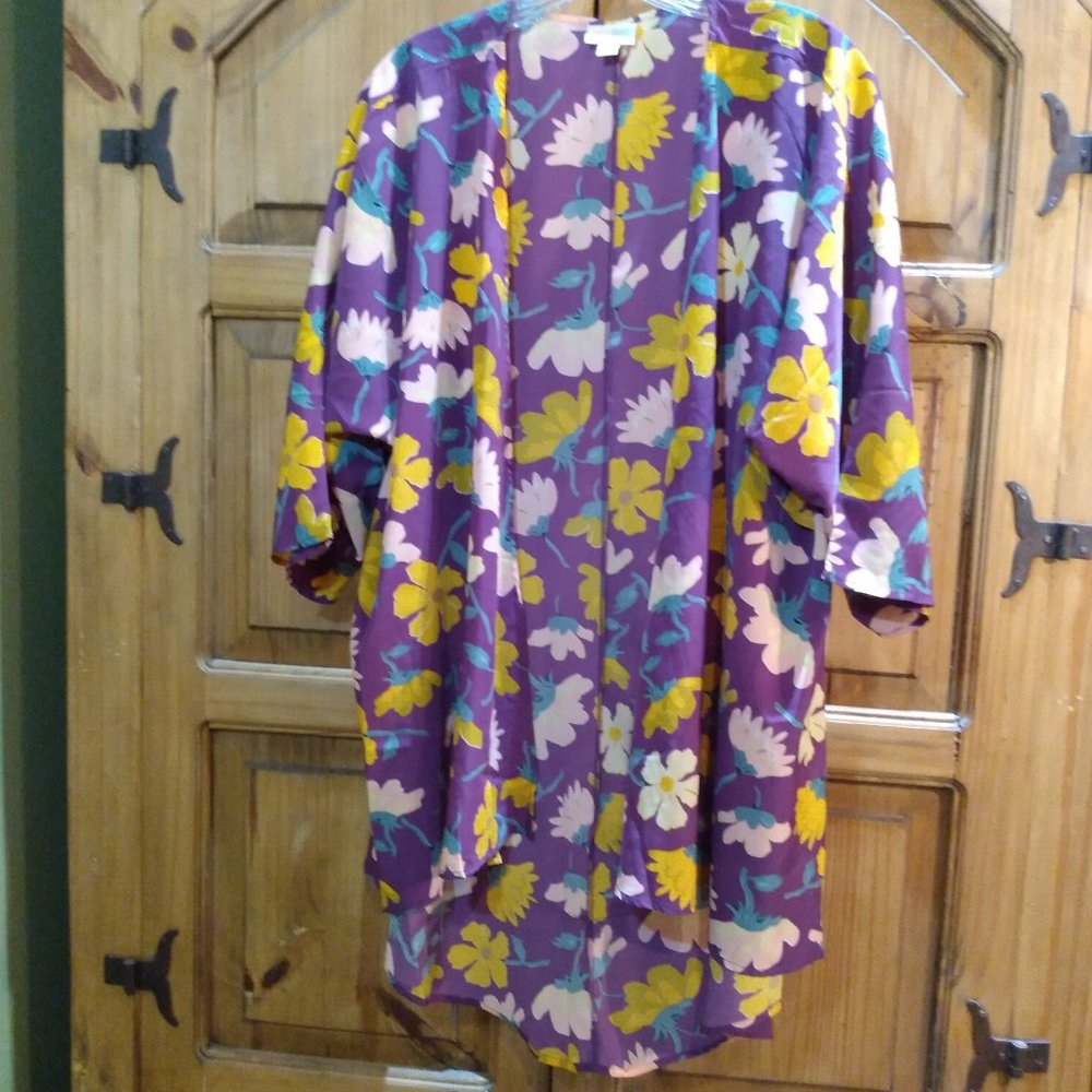 LULAROE - Kimono - Purple floral Medium